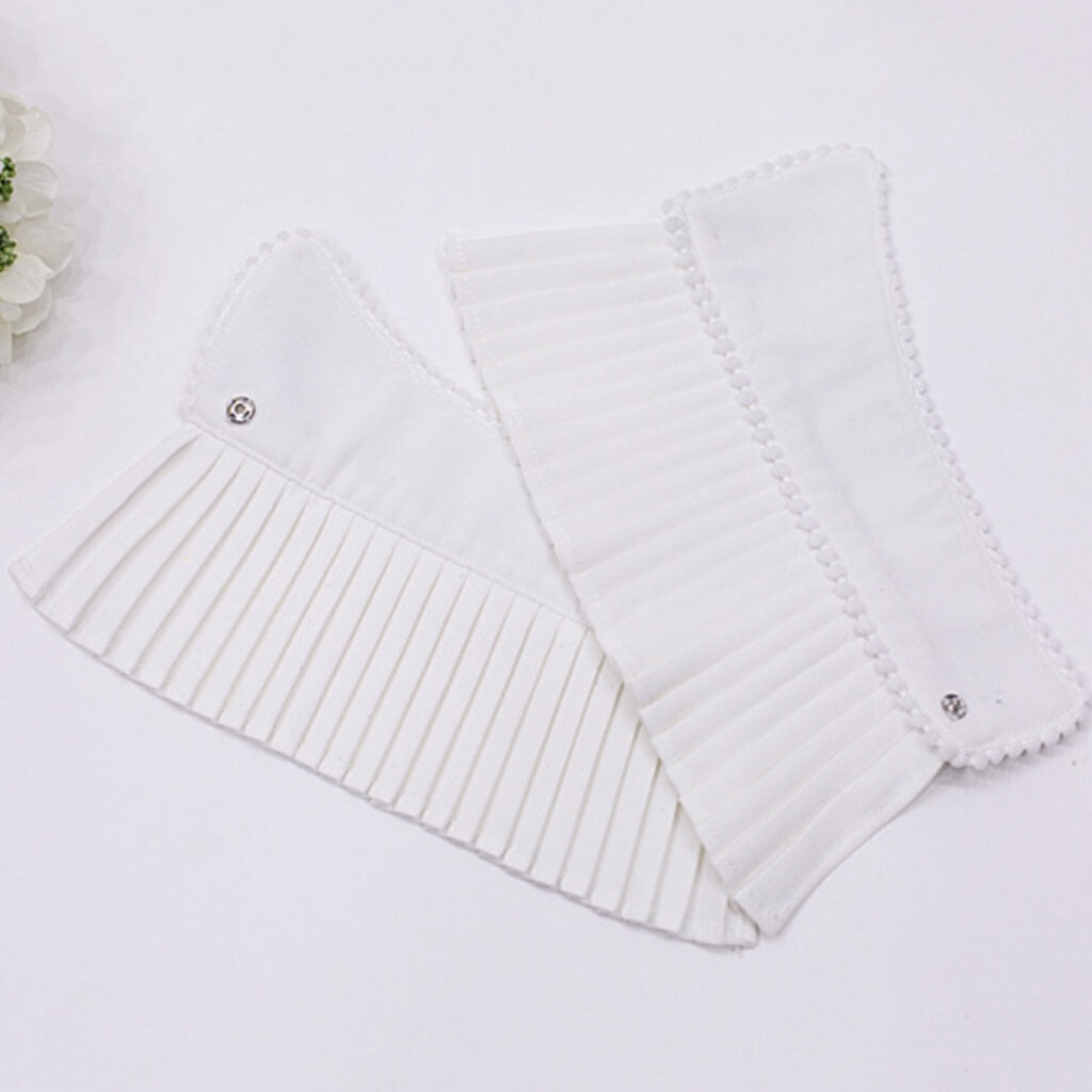 Pleated White Cuff Elizabeth  - belledesoiree.com