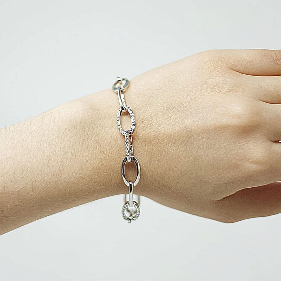 Oval Shape Chain Bracelet-belledesoiree