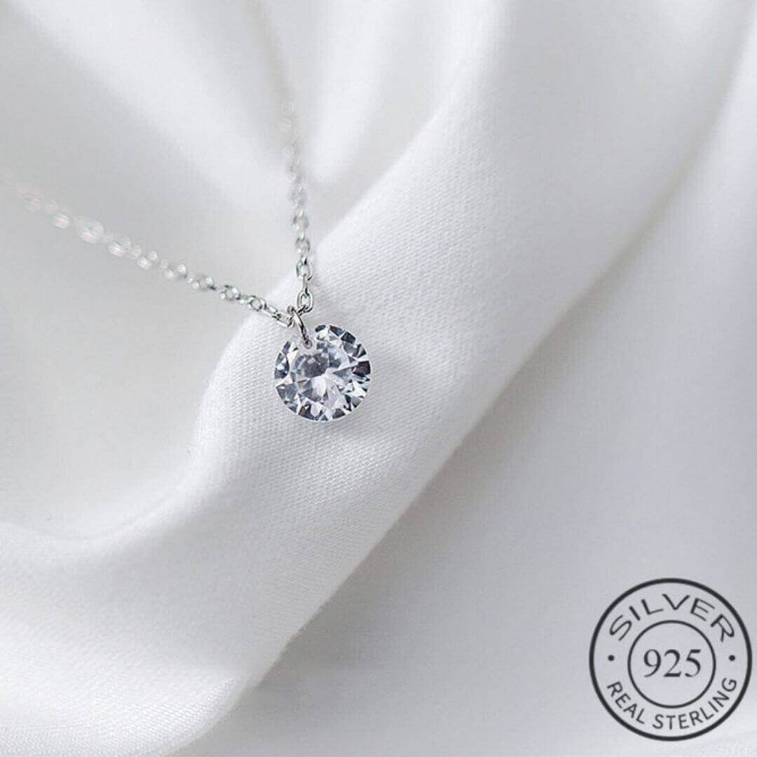 Elegant Silver Romantic Pendant Necklace-Belle de Soiree silver zirconia romantic pendant necklace