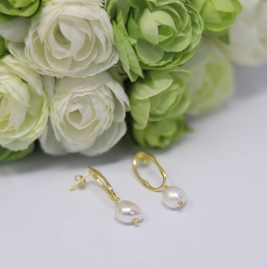 925 Sterling Silver Pearl Earrings -BELLE DE SOREE earrings Devon