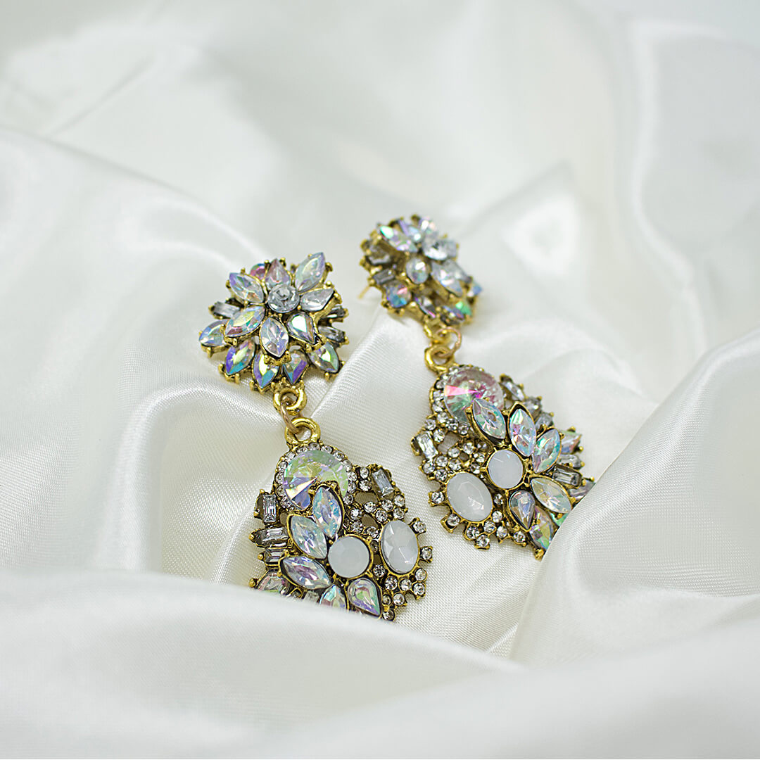 Crystal Statement Jewellery Set Georgia showing the earrings- BELLEDESOIREE