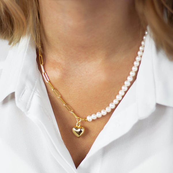Heart Gold & Pearl Necklace - belledesoiree.com