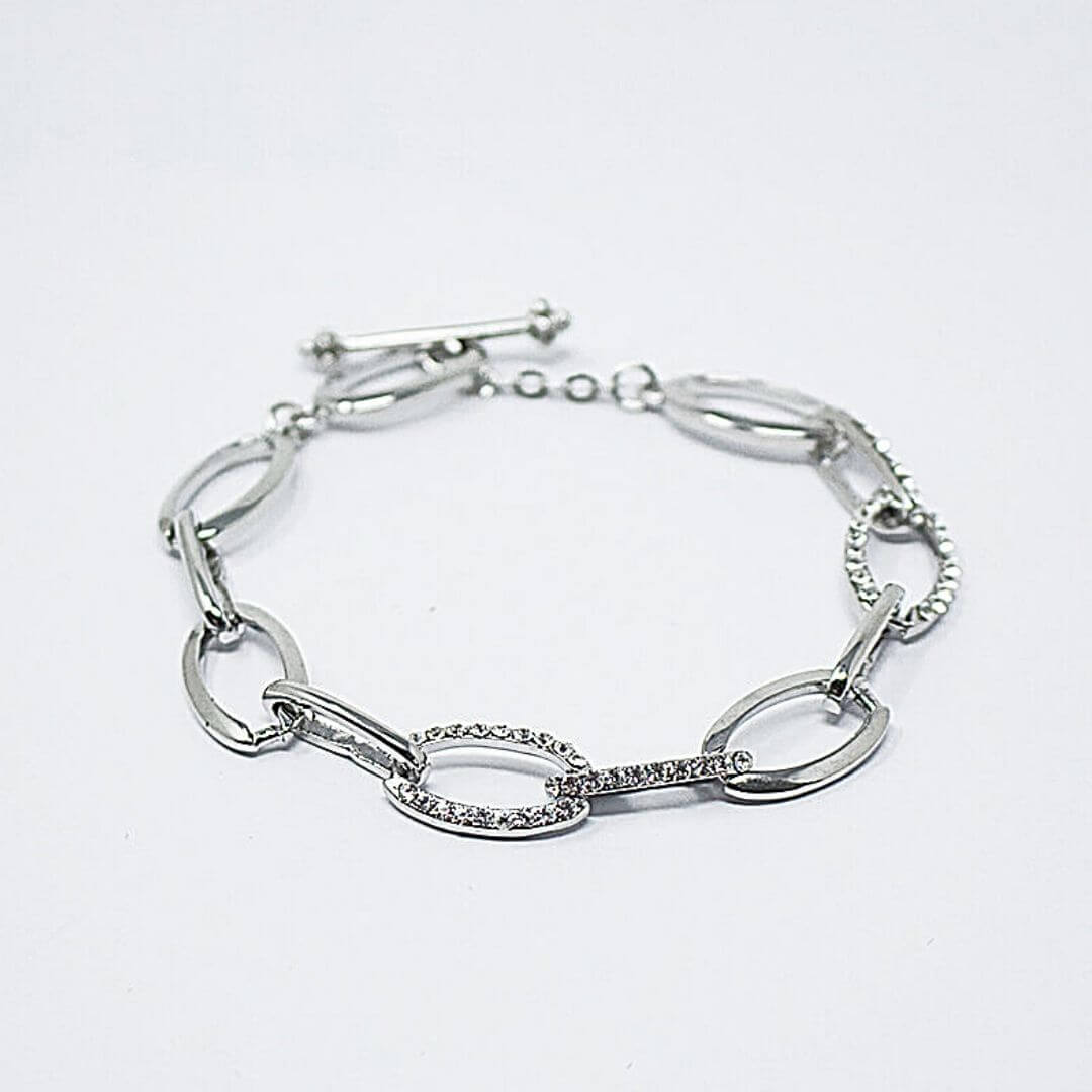 Oval Shape Chain Bracelet- belledesoiree