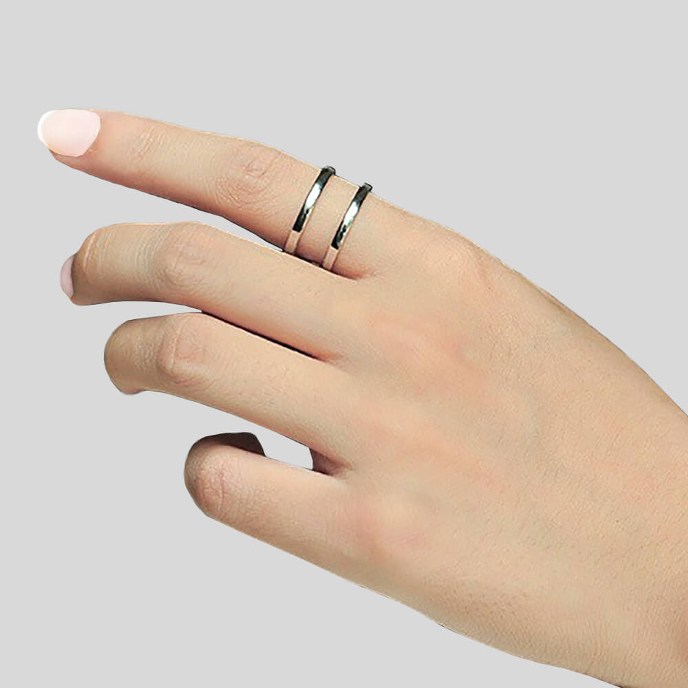 Sleek, clean, and striking silver ring- BELLE DE SOIREE striking silver ring